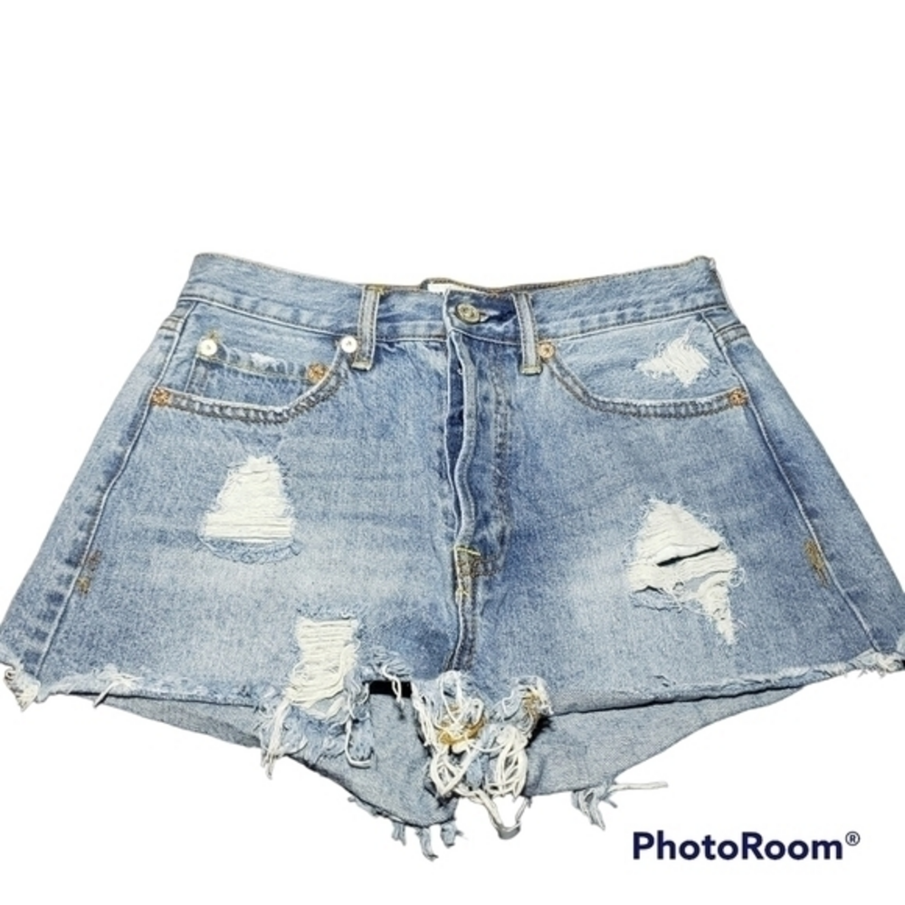 𝅺Umgee distressed cut off shorts Size‎ 28